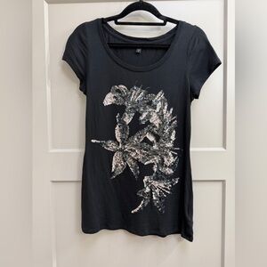 Express Black Sequin Floral Women's Tee